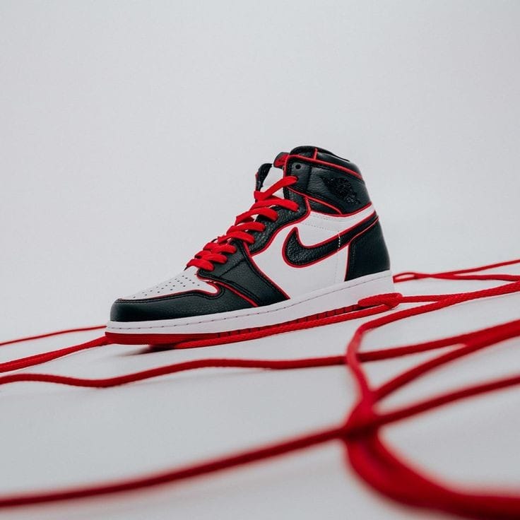 Nike Air Jordan 1 Retro “Bloodline” – Semi UA