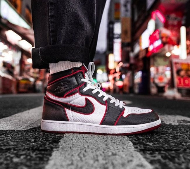 Nike Air Jordan 1 Retro “Bloodline” – Semi UA