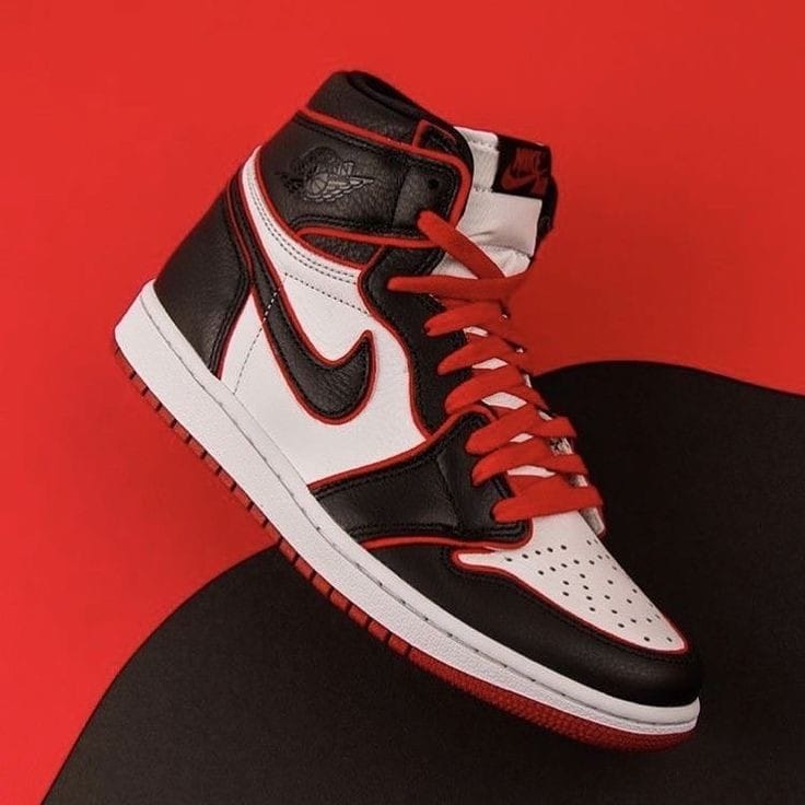 Nike Air Jordan 1 Retro “Bloodline” – Semi UA