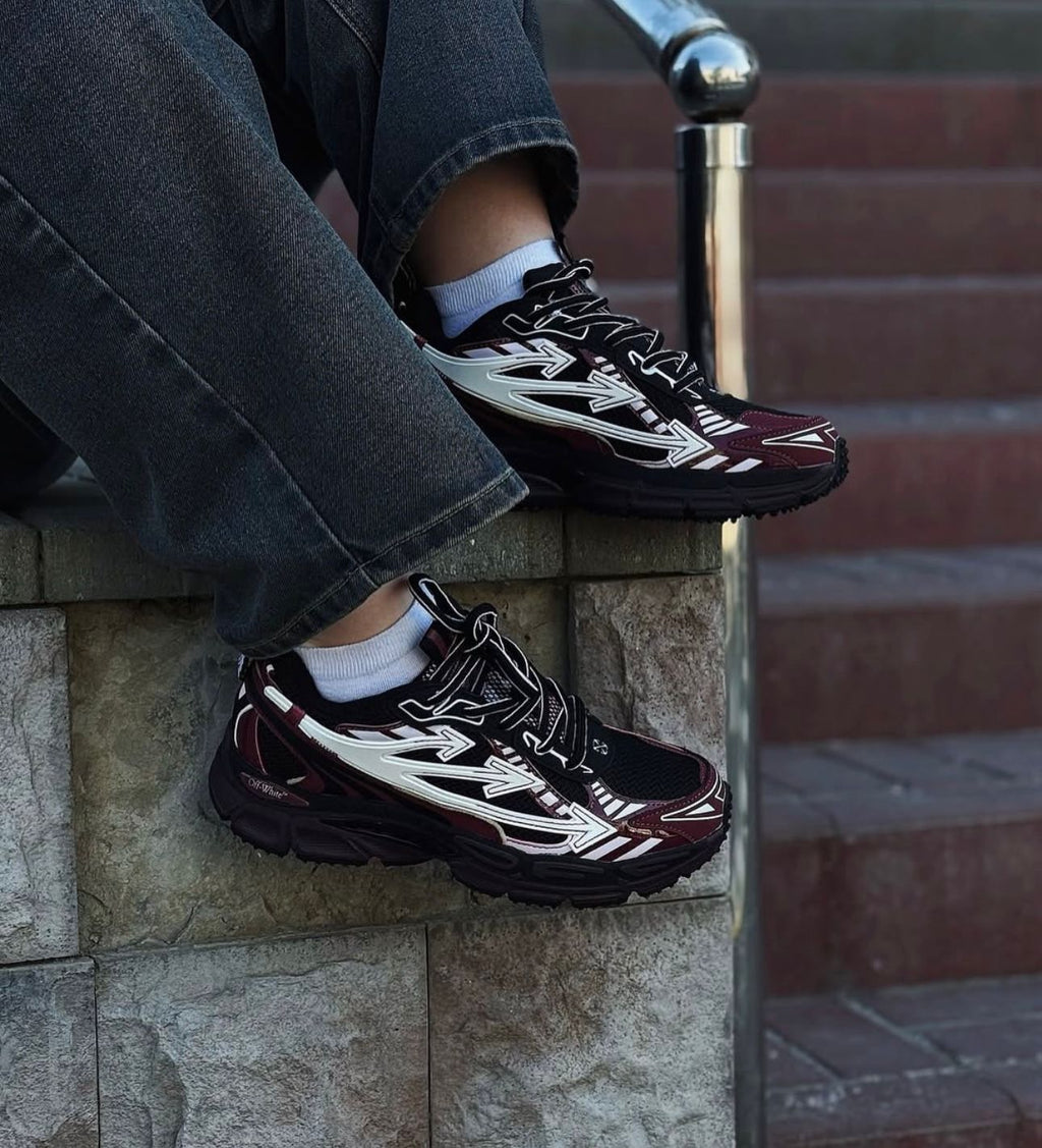 Off-White Back Burgundy Shoe.