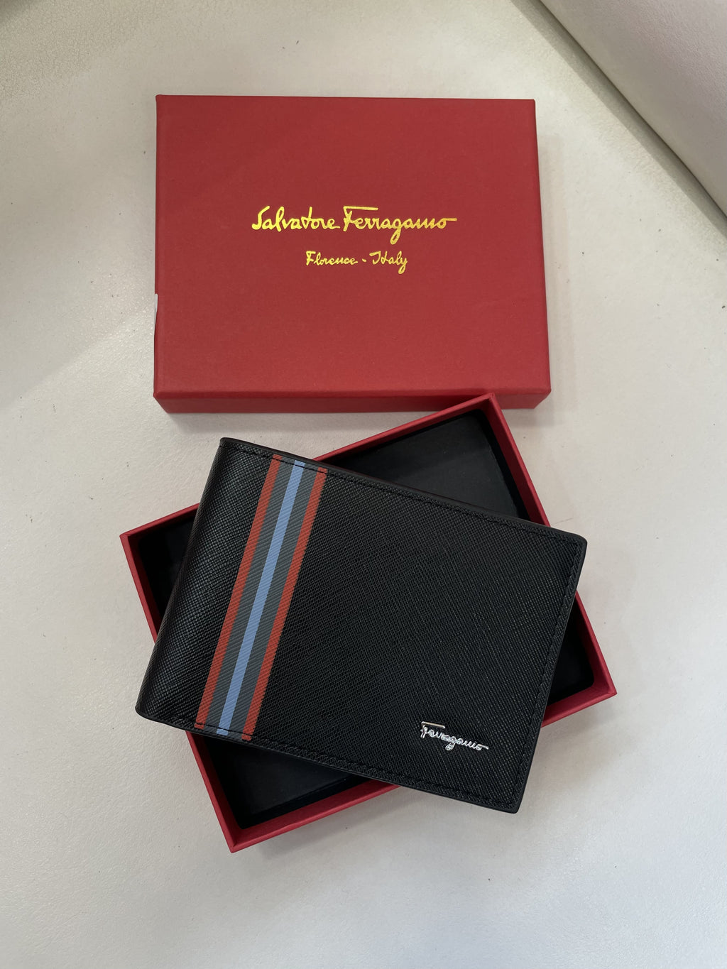 Salvatore Ferragamo Men’s Italian Leather Wallet – Black & Brown