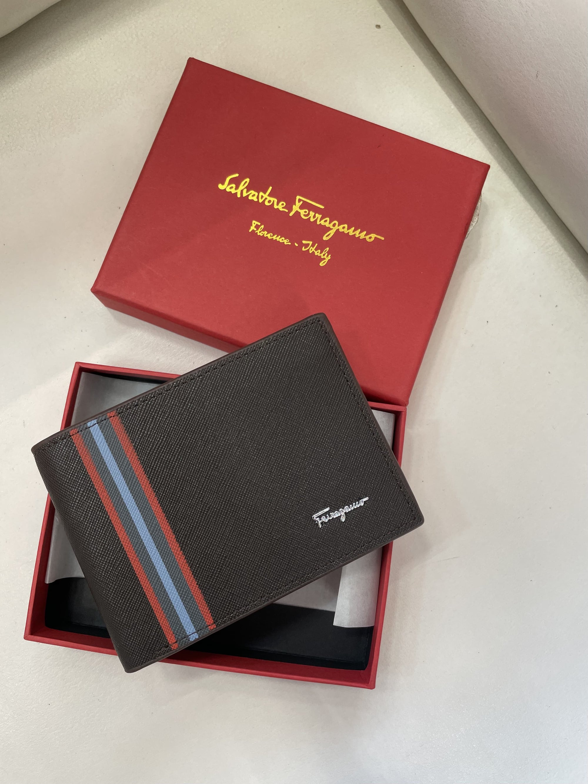 Salvatore Ferragamo Men’s Italian Leather Wallet – Black & Brown